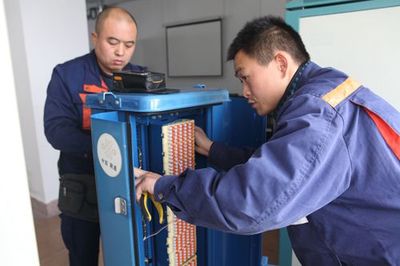 青岛联通2014装维专业技术比武 通讯设备修理技能大比拼